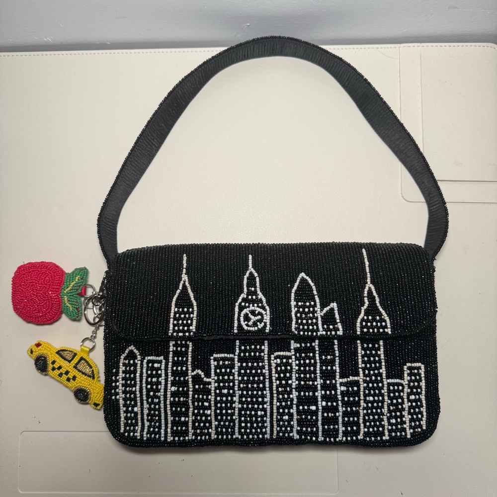 Black Beaded NYC Skyline Handbag (NWOT)